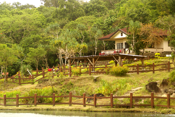 mambukal resort family cottage